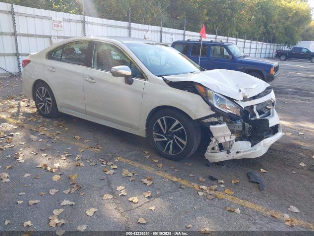  Salvage Subaru Legacy