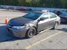 Toyota Camry Le Image 3