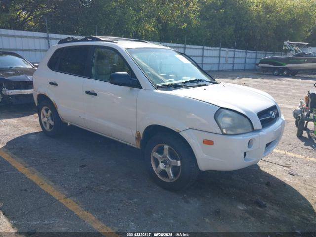  Salvage Hyundai TUCSON
