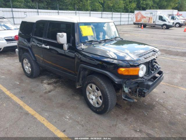  Salvage Toyota FJ Cruiser