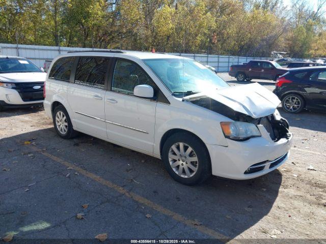  Salvage Chrysler Town & Country