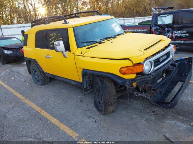  Salvage Toyota FJ Cruiser