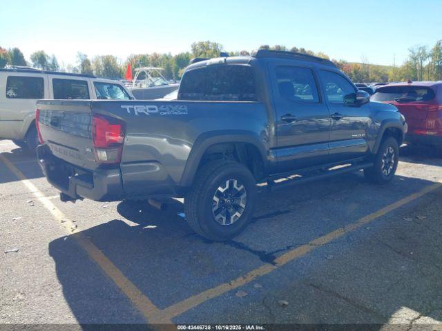 Toyota Tacoma Trd Off Road Image 3