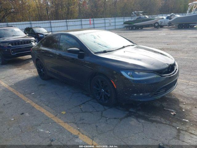  Salvage Chrysler 200