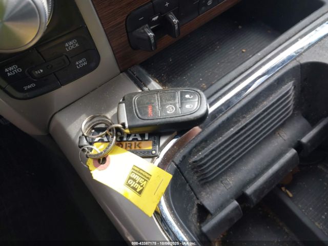 Ram 1500 Laramie  4x4 5'7 Box Image 12