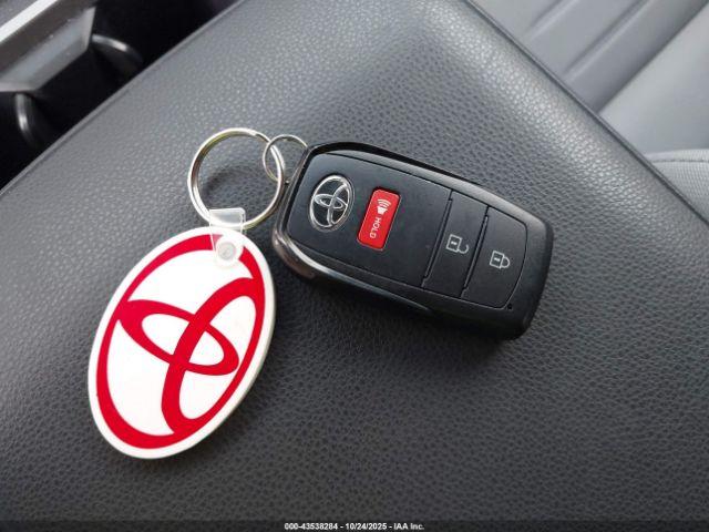 Toyota Tacoma Trd Off Road Image 11