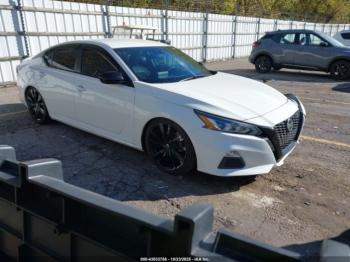  Salvage Nissan Altima