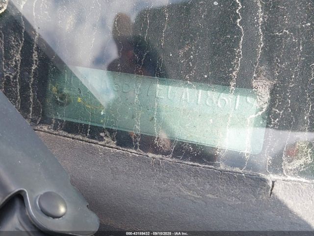 Ford Explorer Image 9