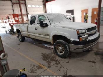  Salvage Chevrolet Silverado 2500