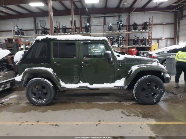 Jeep Wrangler Unlimited Sahara Image 7