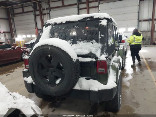 Jeep Wrangler Unlimited Sahara Image 10