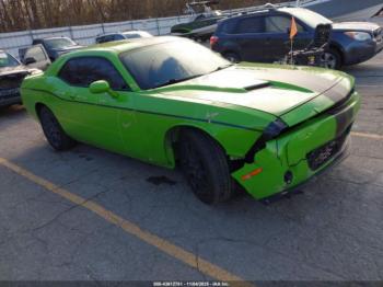  Salvage Dodge Challenger