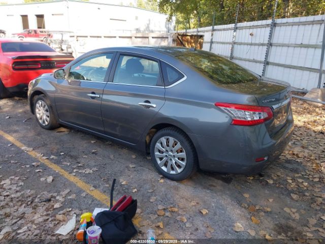 Nissan Sentra Image 10