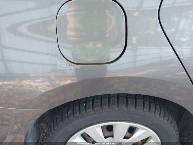 Nissan Sentra Image 8