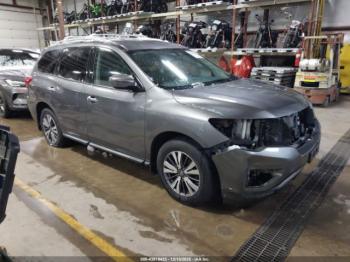  Salvage Nissan Pathfinder