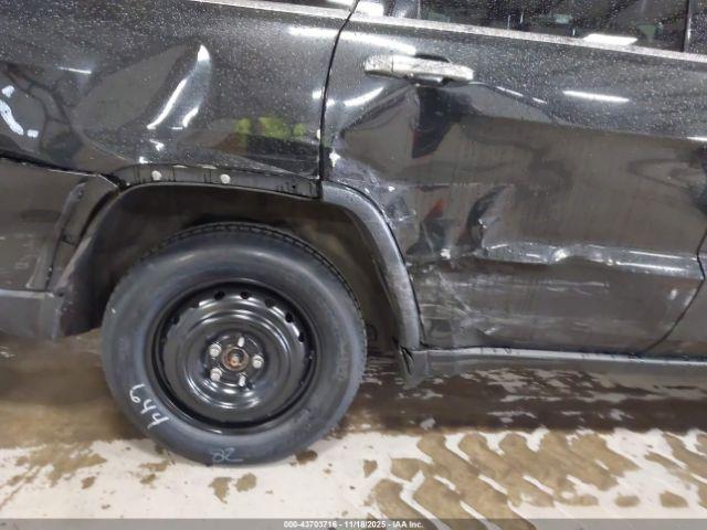 Jeep Grand Cherokee Limited Image 17