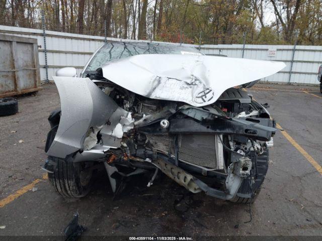 Toyota Venza Base V6 Image 2