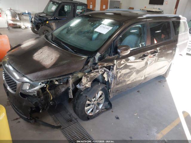 Kia Sedona Lx Image 10