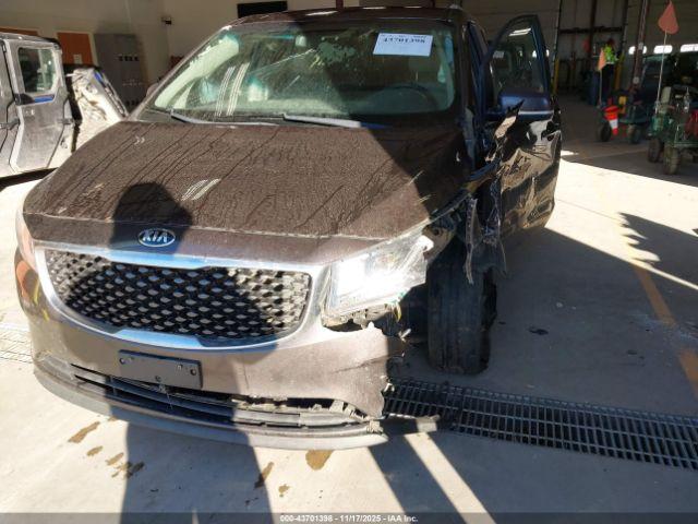 Kia Sedona Lx Image 15