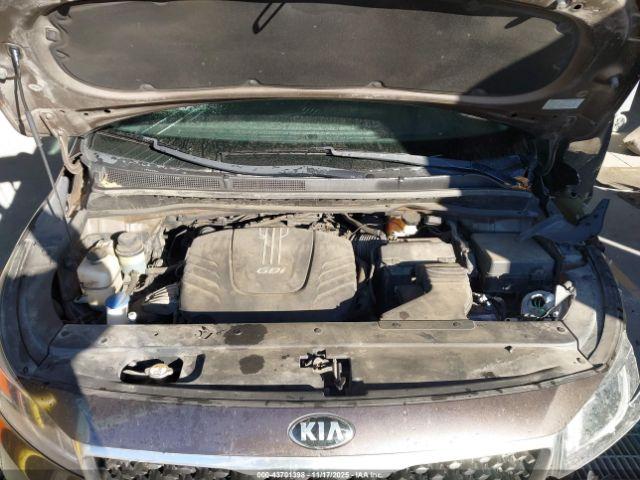 Kia Sedona Lx Image 7