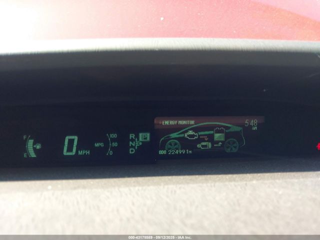 Toyota Prius Two Image 2