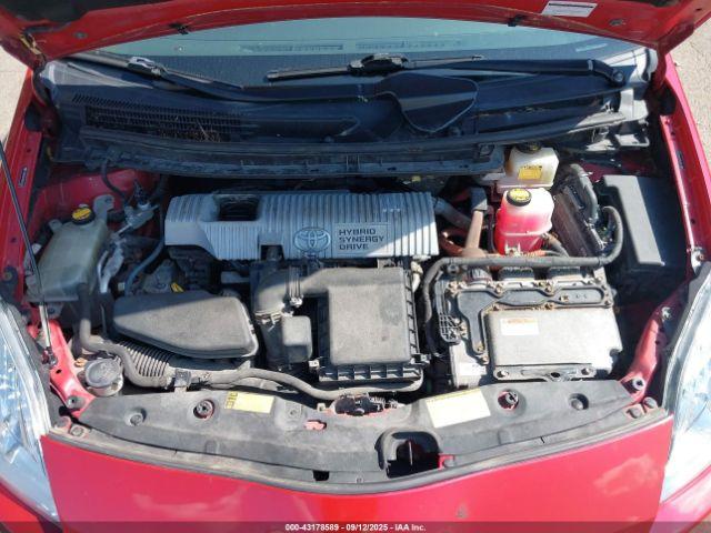 Toyota Prius Two Image 3