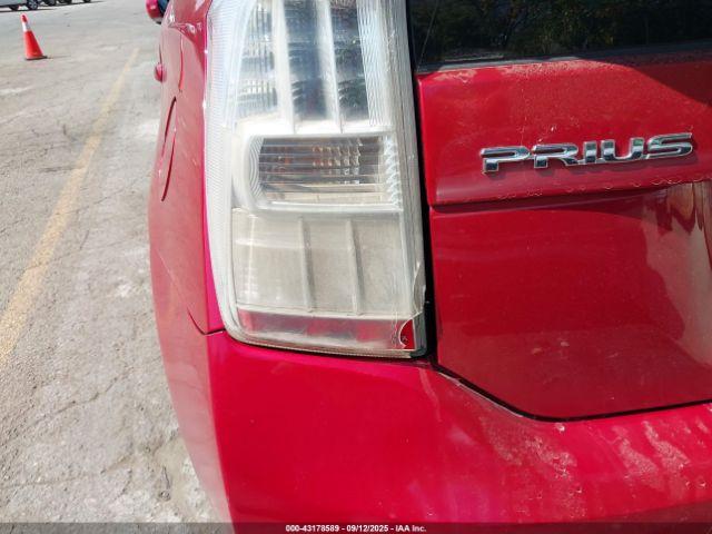 Toyota Prius Two Image 10