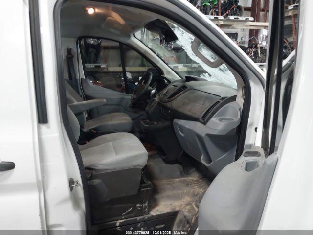 Ford Transit Image 5
