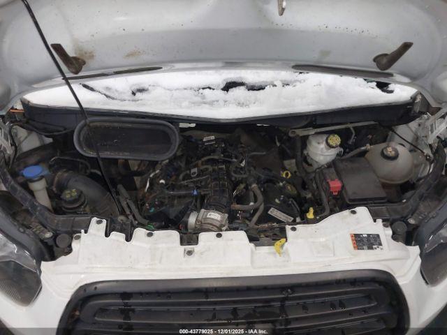 Ford Transit Image 3