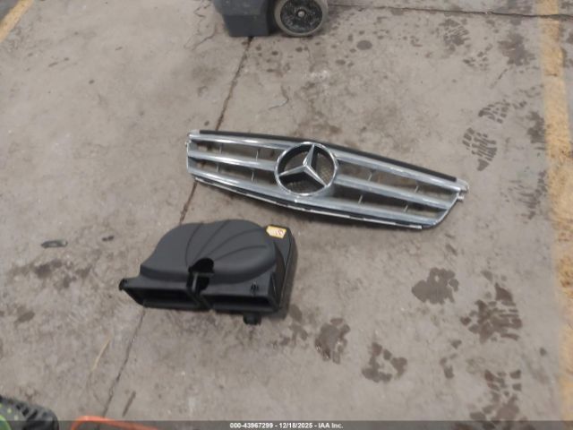 Mercedes-Benz C-Class Sport 4matic Image 12