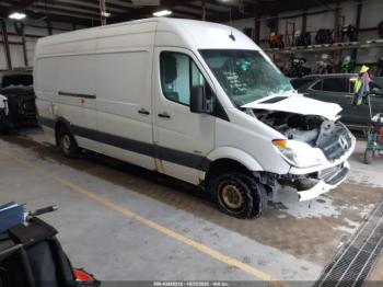  Salvage Mercedes-Benz Sprinter 2500