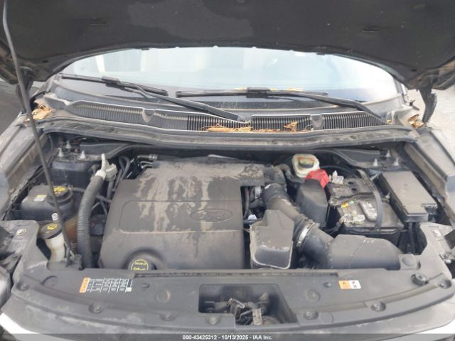 Ford Explorer Image 9