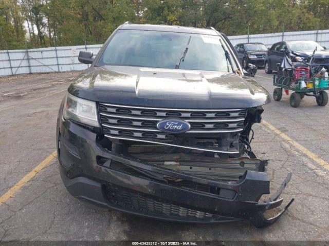 Ford Explorer Image 16