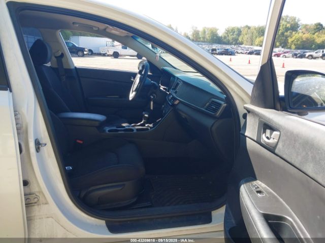 Kia Optima Lx Image 11