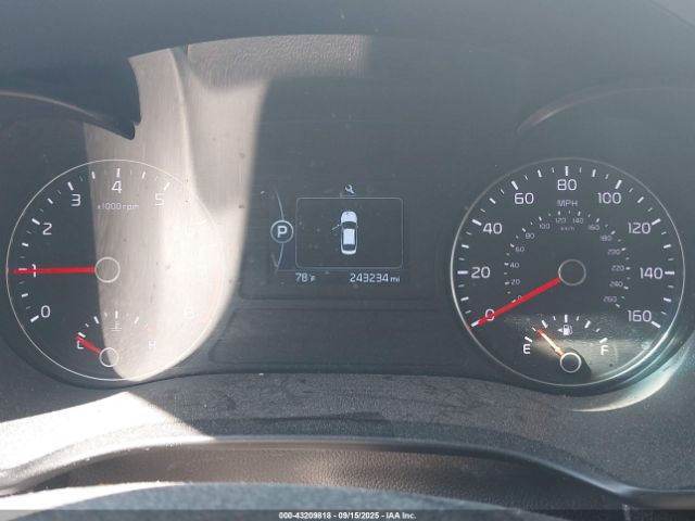 Kia Optima Lx Image 8