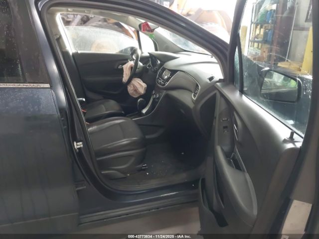 Chevrolet Trax Lt Image 5