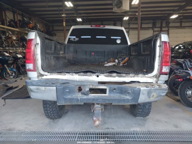 GMC Sierra 2500 Sle Image 4