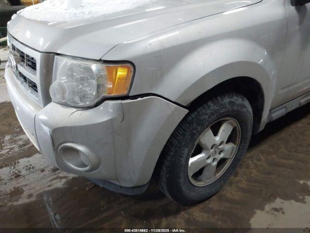 Ford Escape Xlt Image 8