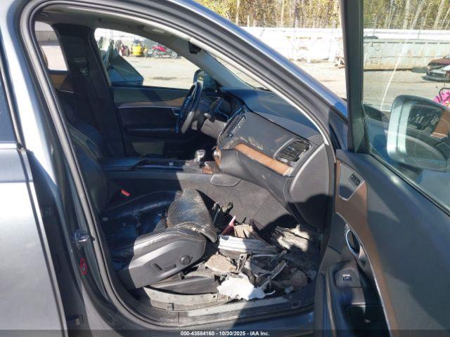 Volvo XC90 T6 Inscription Image 2