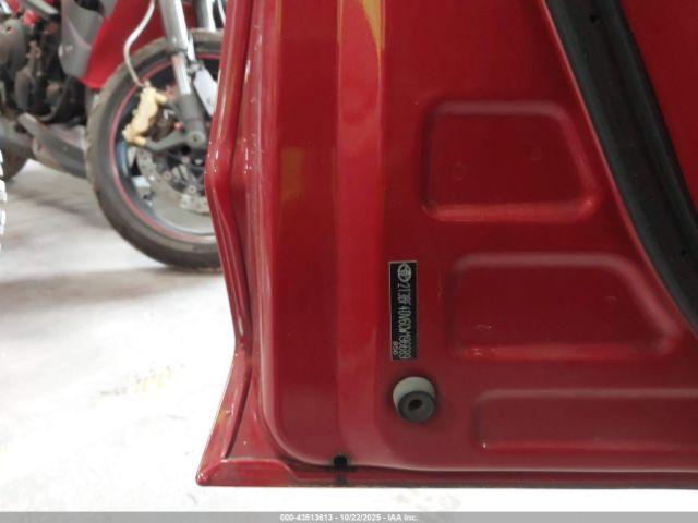 Toyota RAV4 Image 14