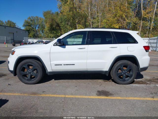 Jeep Grand Cherokee Freedom 4x4 Image 15