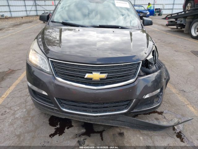 Chevrolet Traverse Ls Image 9