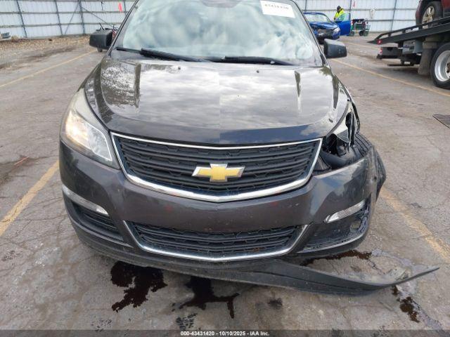 Chevrolet Traverse Ls Image 9