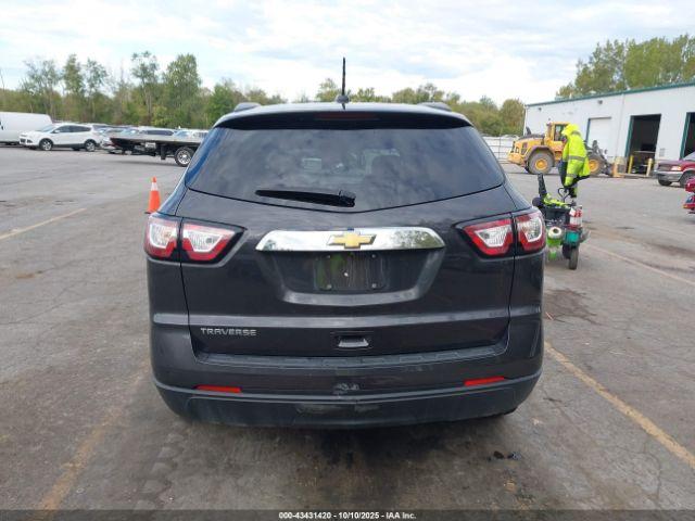 Chevrolet Traverse Ls Image 16