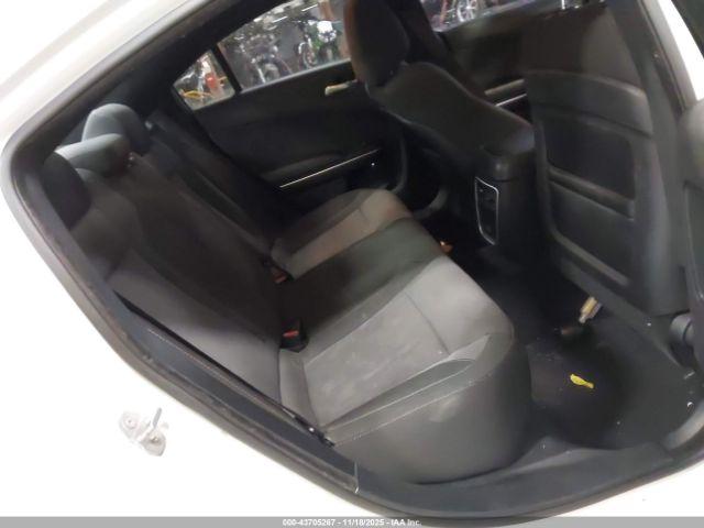 Dodge Charger Sxt Image 2