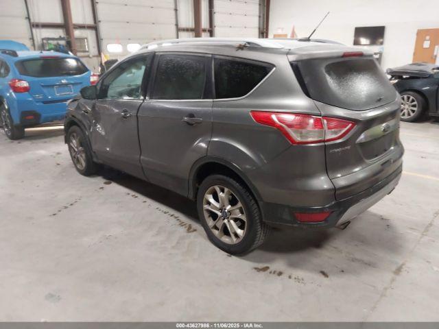Ford Escape Titanium Image 8
