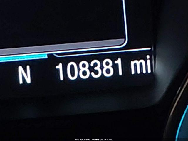 Ford Escape Titanium Image 16