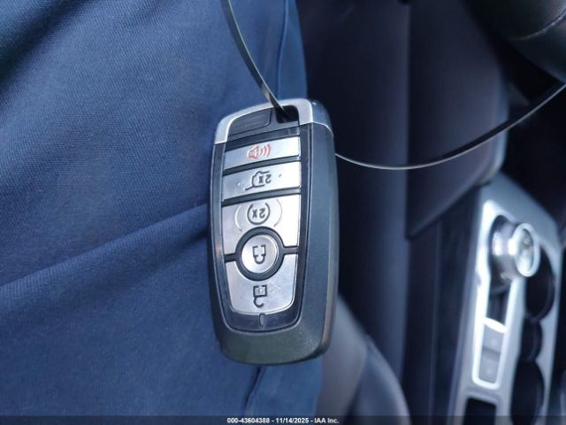 Ford Escape Platinum Image 7