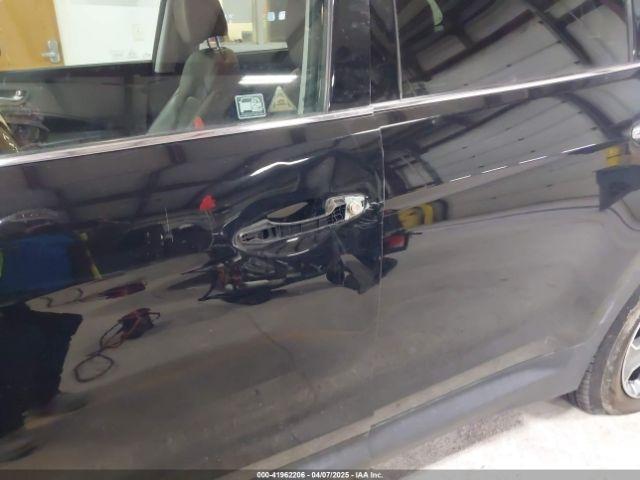 Hyundai SANTA FE Gls Image 8