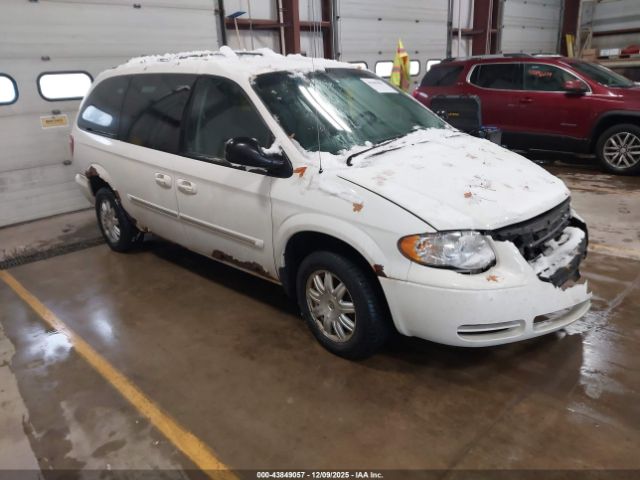 Chrysler Town & Country Touring Image 1